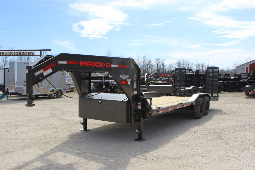 New 2026 MAXXD H9X 102" x 24' gooseneck Equipment Trailer