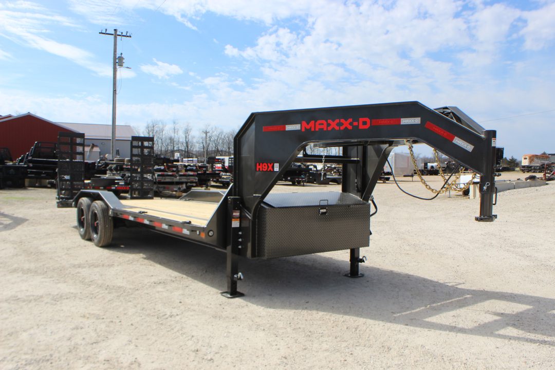 New 2026 MAXXD H9X 102" x 24' gooseneck Equipment Trailer
