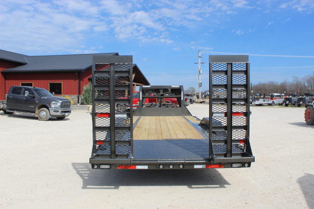 New 2026 MAXXD H9X 102" x 24' gooseneck Equipment Trailer
