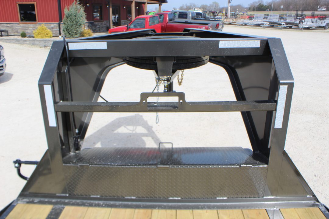 New 2026 MAXXD H9X 102" x 24' gooseneck Equipment Trailer
