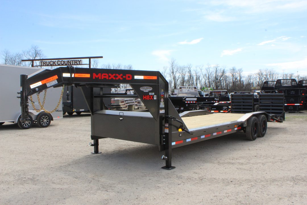 New 2026 MAXXD H8X 26' GN superwide equipment Equipment Trailer
