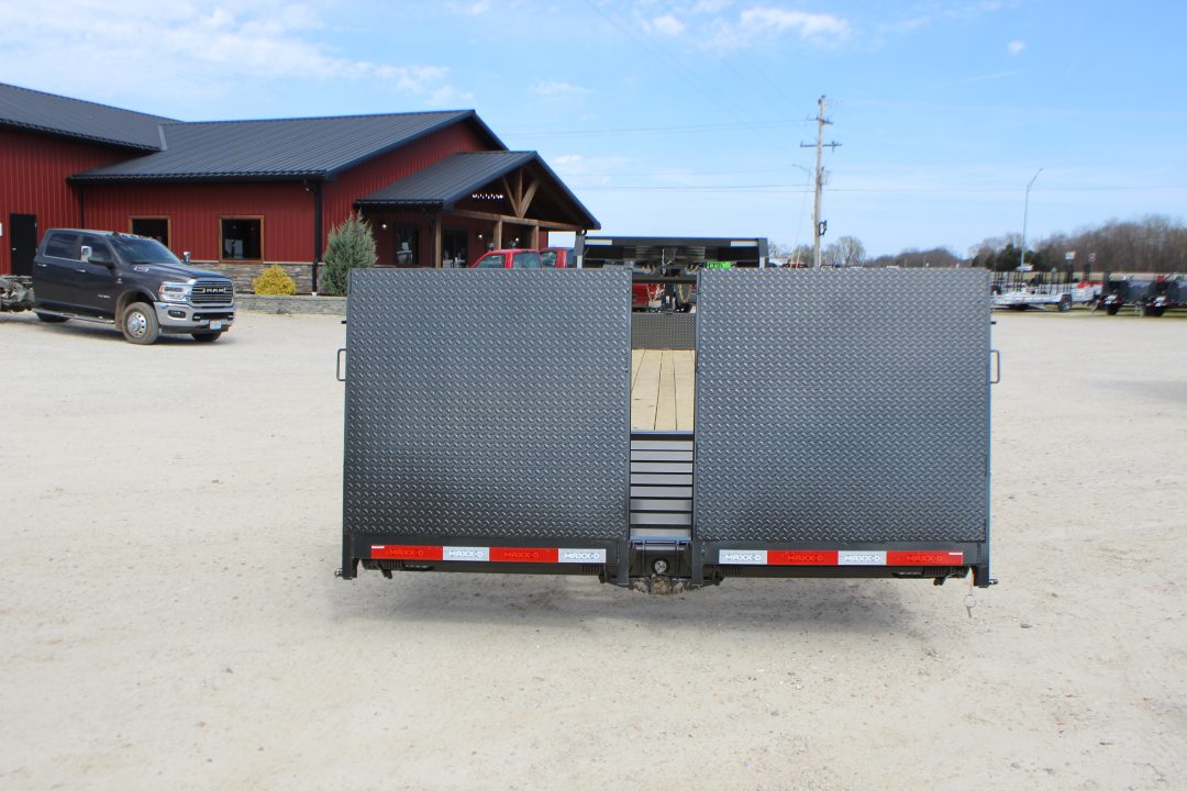 New 2026 MAXXD H8X 26' GN superwide equipment Equipment Trailer