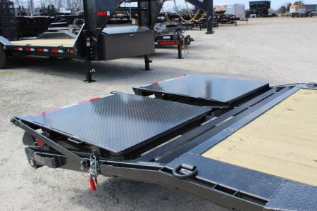 New 2026 MAXXD H8X 26' GN superwide equipment Equipment Trailer