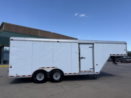 Used #034933 USED 2013 CARGO CRAFT TA5 8.5 X 26 TANDEM AXLE 14K GOOSENECK ENCLOSED TRAILER