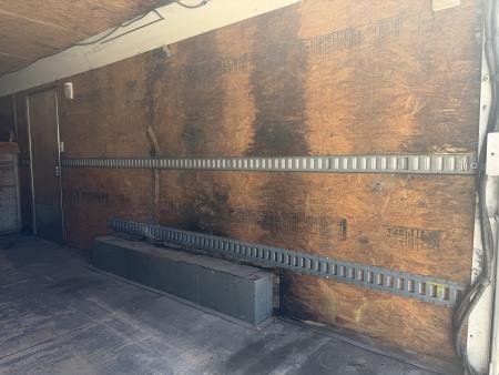 Used #034933 USED 2013 CARGO CRAFT TA5 8.5 X 26 TANDEM AXLE 14K GOOSENECK ENCLOSED TRAILER