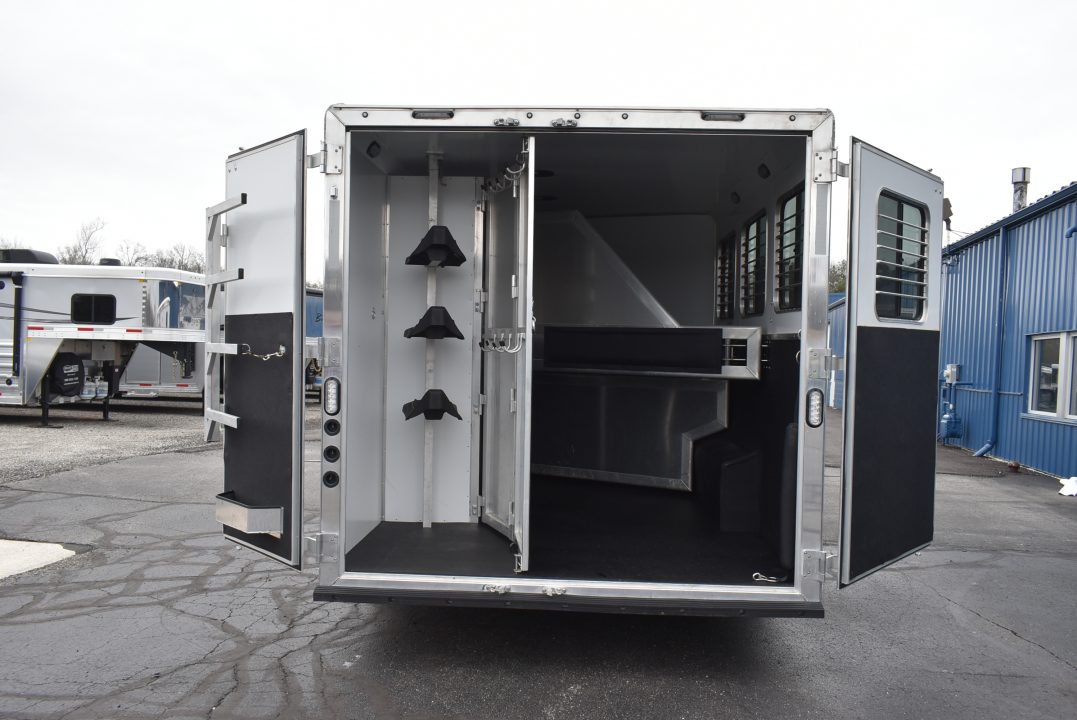 Used 2022 Lakota 8311 Charger Horse Trailer
