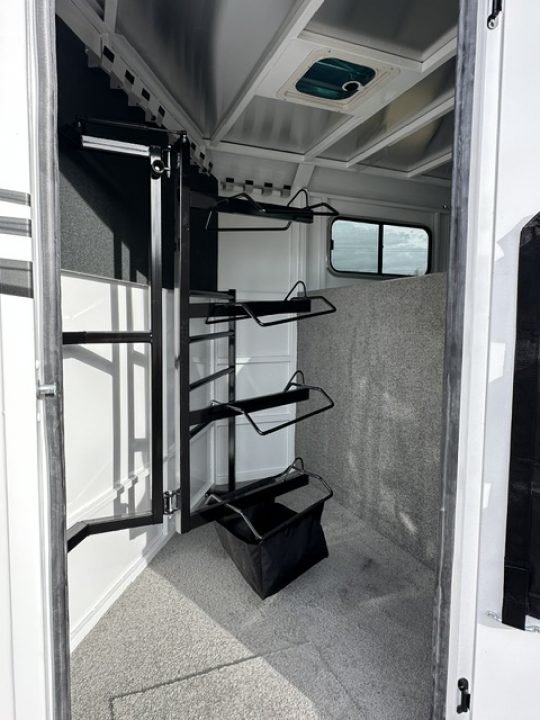 New 2027 Trails West Adventure 4 Horse