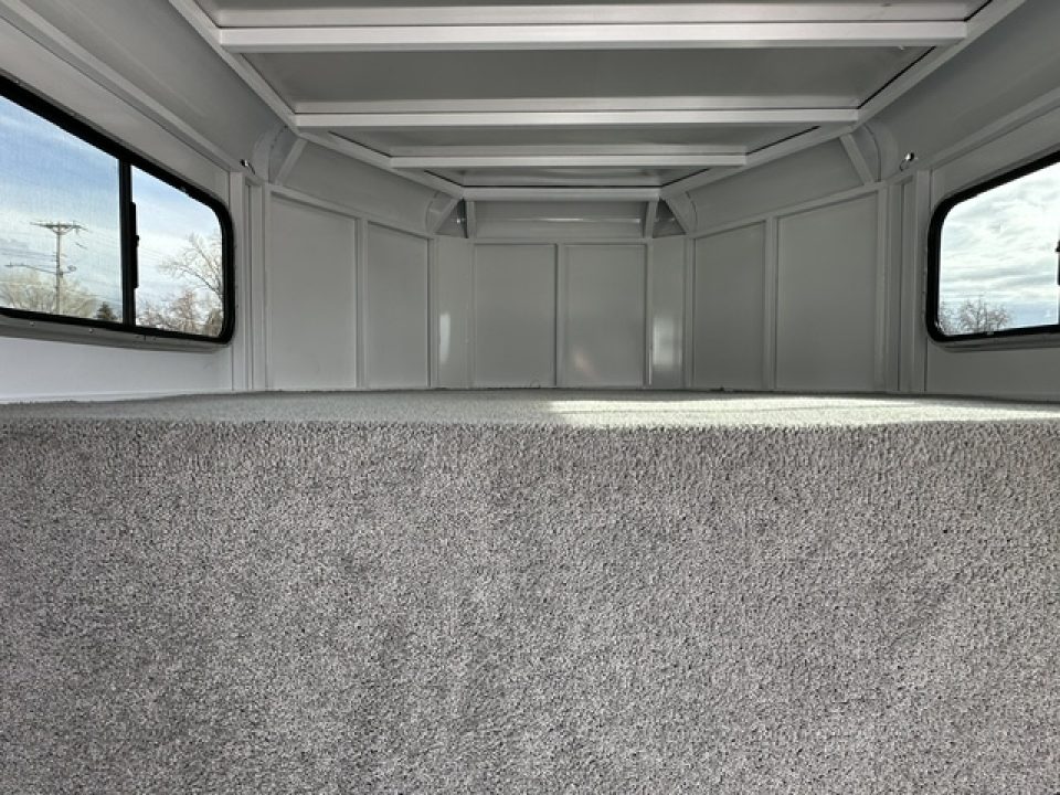 New 2027 Trails West Adventure 4 Horse