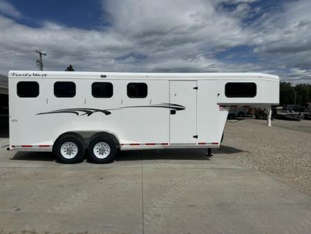 New 2027 Trails West Adventure 4 Horse