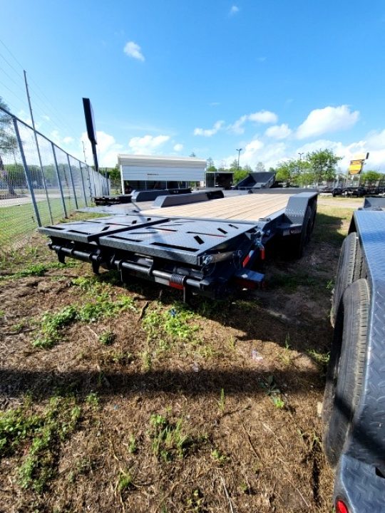 New 2026 Iron Bull Ewb8322082 Equipment Trailer 83"x22' 8.000 Lbs Axles Each