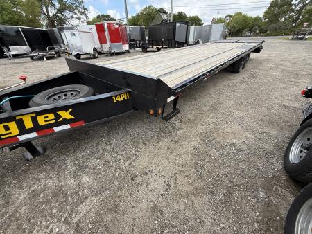 Used 2025 Big Tex Trailers 30 Ft. Gooseneck Flatbed Trailer with Mega Ramps
