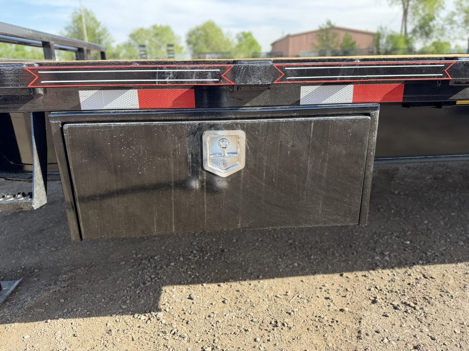 New 2026 Diamond T 8.5-26 Single Wheel Tilting Deckover Equipment Hauler 17.5K GVWR