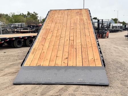 New 2026 Diamond T 8.5-25 Tandem Dual Deckover Tilt Gooseneck Equipment Hauler 24K GVWR