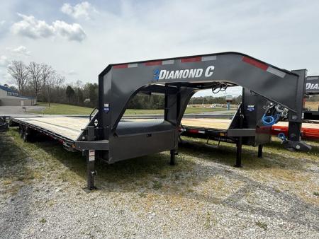 New 2026 Diamond C Trailers FMAX 208 30’ Flatbed Trailer, MAX RAMPS, 17.5 18 PLY TIRES, DUAL JACKS, 18K GVWR