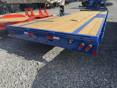 New 2026 Diamond C FMAX208 GOOSENECK TRAILER 32” FLAT DECK 18 PLY TIRES