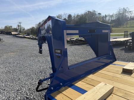 New 2026 Diamond C FMAX208 GOOSENECK TRAILER 32” FLAT DECK 18 PLY TIRES