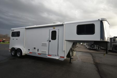 Used 2018 Shadow Competitor Horse Trailer