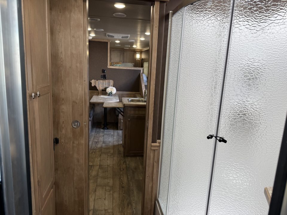 New 2026 Merhow Trailers 8314-B RWS Horse Trailer