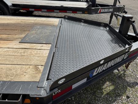Used 2021 Diamond C Trailers LPX 207 20X82 Equipment Trailer