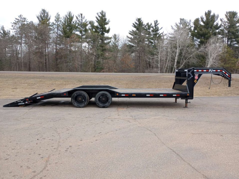 Used 2020 PJ TRAILERS H7 Gooseneck 102" x 24' Equipment Trailer