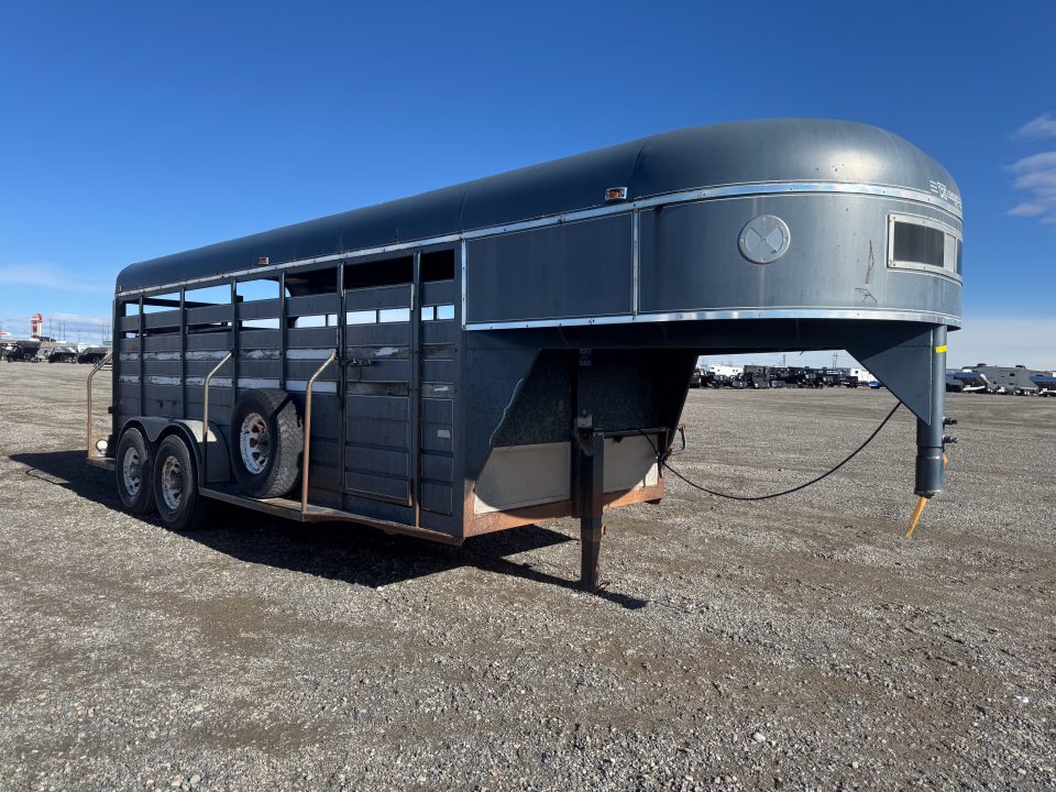 Used 1991 CM Trailers 18' STOCK Stock / Stock Combo Trailer