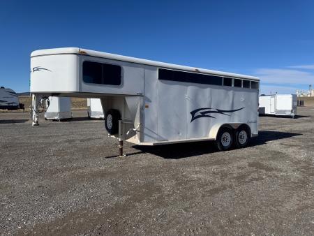 Used 2004 Logan Coach 3H GN CONTENDER Horse Trailer