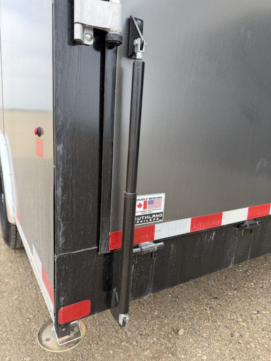 New 2026 Southland Trailers LCHT52-818v-86r Cargo / Enclosed Trailer