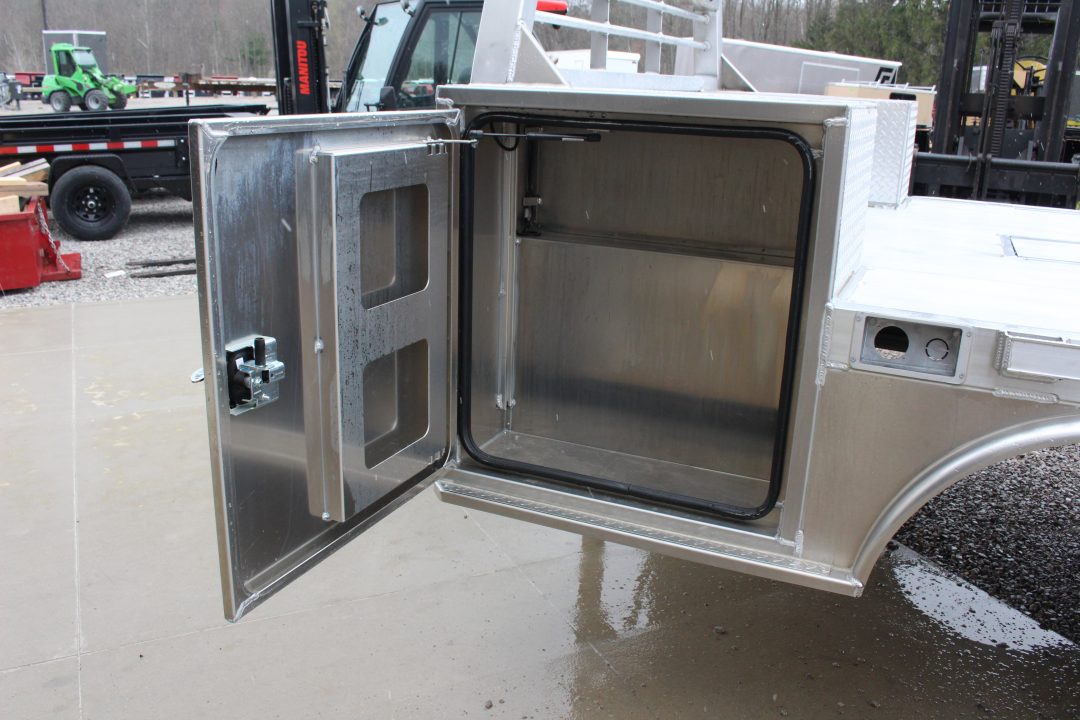 New 2026 CM Truck Beds 8' x 9.4' Skirted Truck Bed - 60" C.A.