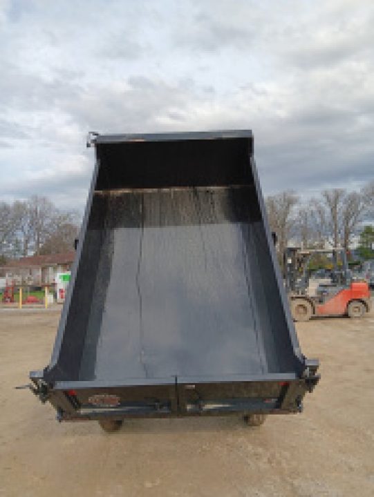 New 2026 HOMESTEADER 610MB SERIES/ 6X10 DUMP TRAILER / 5200# Electric Brake Axles / Curb Side Drop Side / Barn Door Rear Gates / Tarp