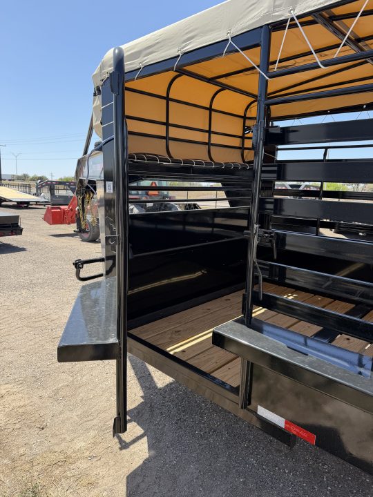New 2026 Delco Trailers 6.8x20ft Gooseneck Livestock Trailer
