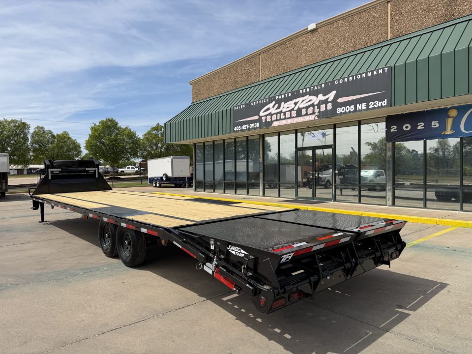 New #262702 2026 TOP HAT GN159 32 X 102 TANDEM AXLE 14K FLATBED GOOSENECK W/ JUMBO RAMPS