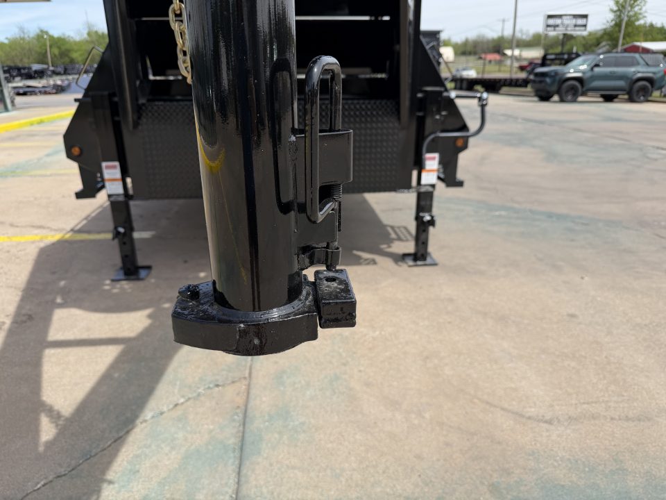 New #262702 2026 TOP HAT GN159 32 X 102 TANDEM AXLE 14K FLATBED GOOSENECK W/ JUMBO RAMPS