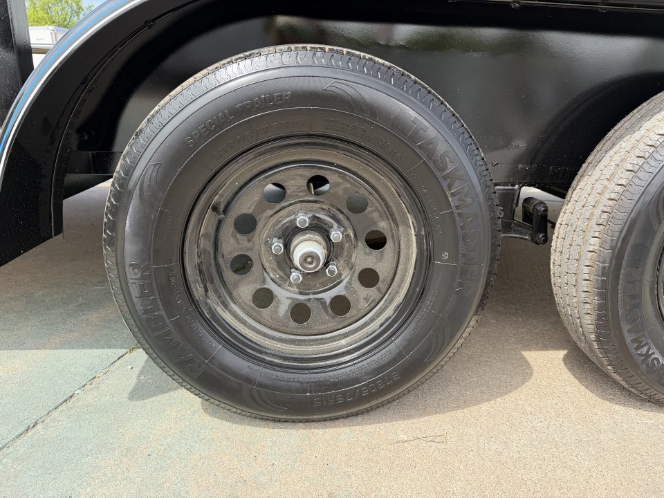 New #262094 2026 TOP HAT MP 16 X 83 TANDEM AXLE PIPE TOP UTILITY W/ 48" RAMP GATE