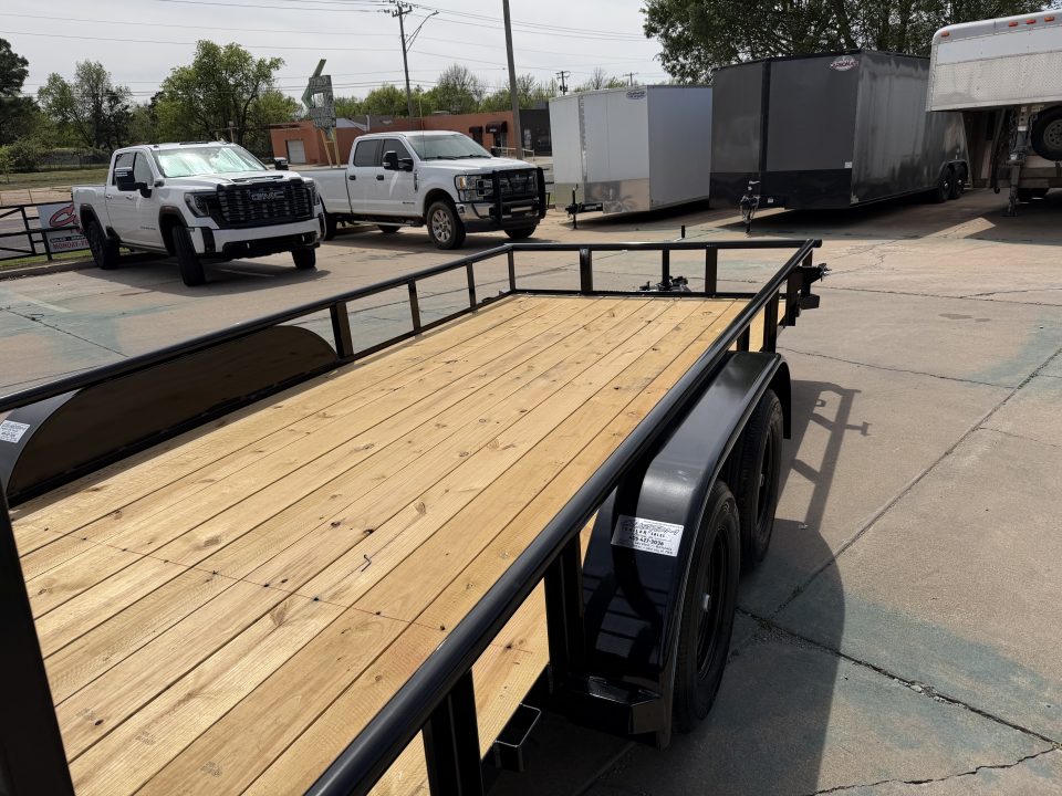 New #262094 2026 TOP HAT MP 16 X 83 TANDEM AXLE PIPE TOP UTILITY W/ 48" RAMP GATE