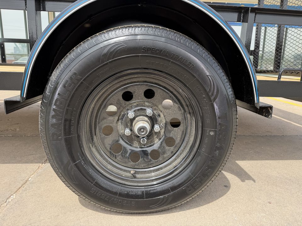 New #261481 2026 TOP HAT DJX 5 X 12 SINGLE AXLE ANGLE TOP 3.5K UTILITY W/ 48" RAMP GATE