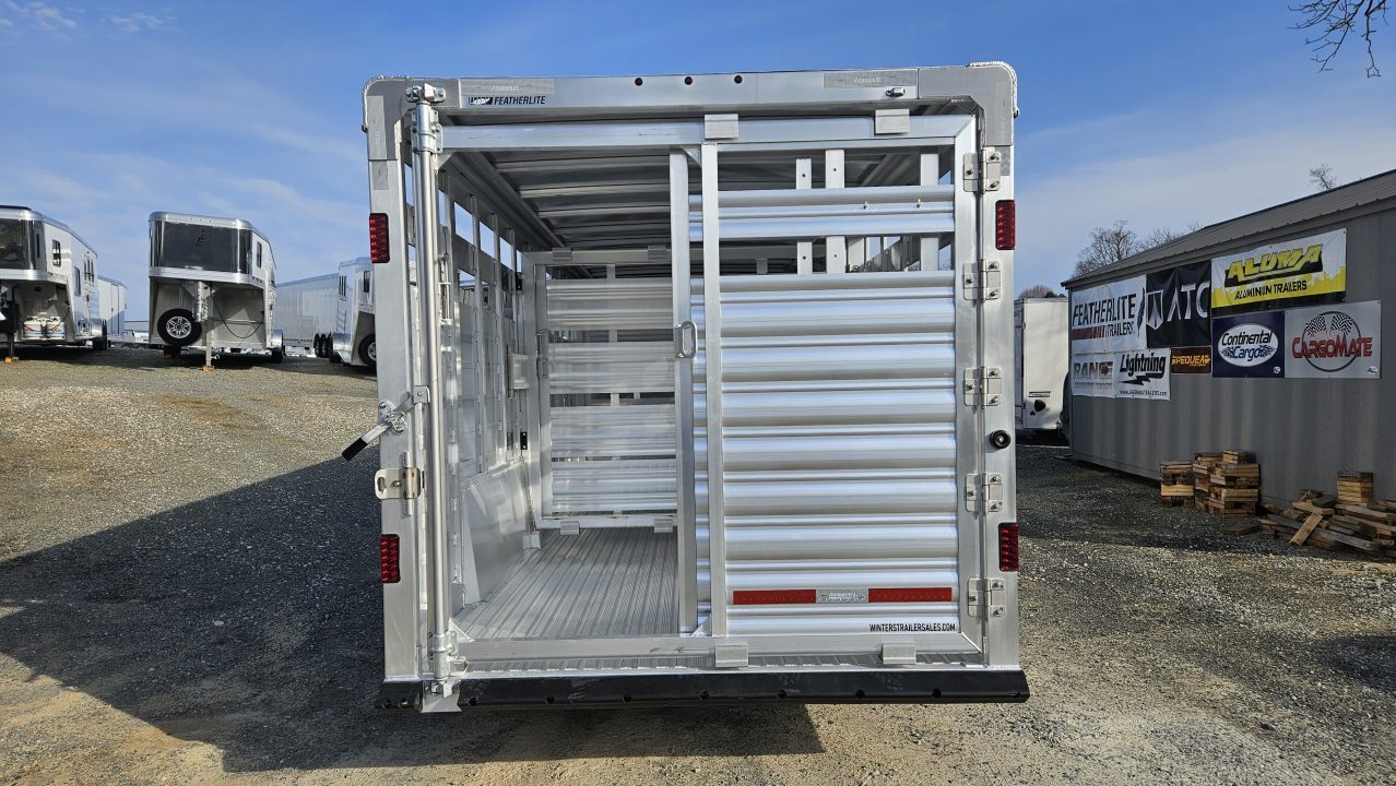 New 2026 Featherlite Trailers GOOSENECK 8127 7X24TA Stock / Stock Combo Trailer