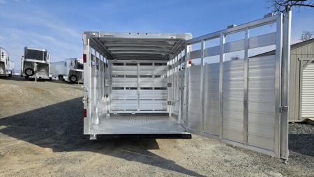 New 2026 Featherlite Trailers GOOSENECK 8127 7X24TA Stock / Stock Combo Trailer