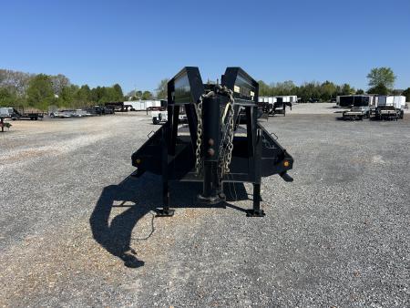 Used 2018 Iron Bull 102"X32' Hyd Dove Gooseneck Trailer