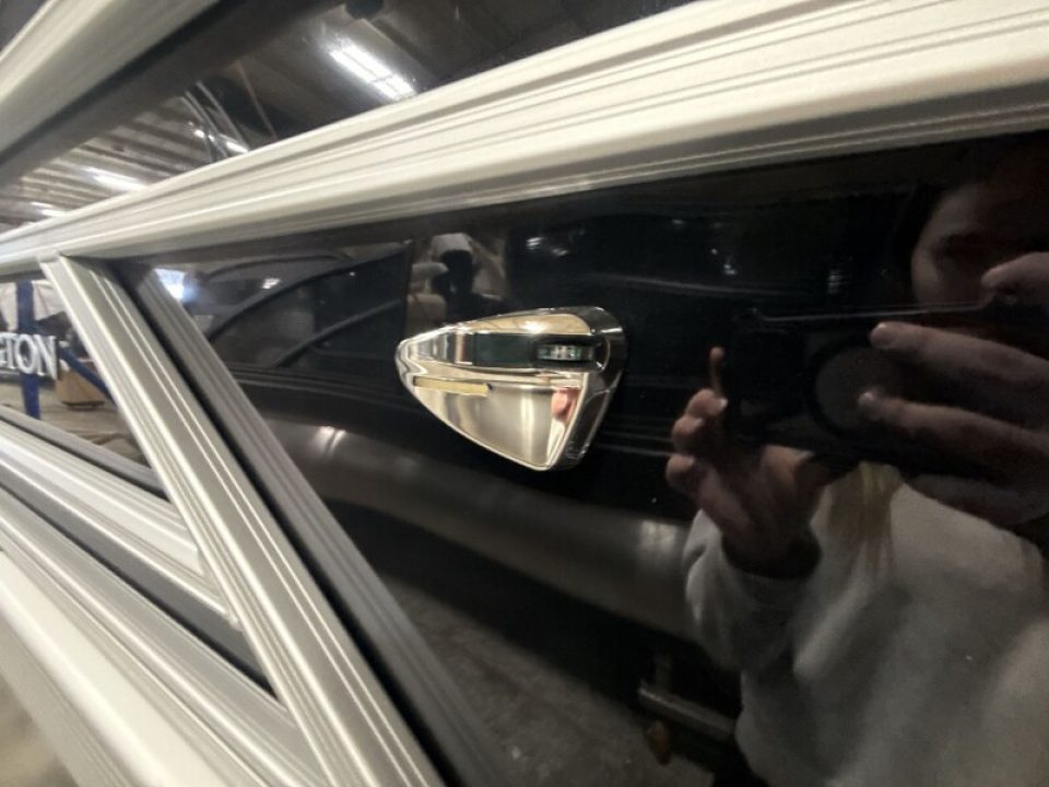 New 2026 Bennington 188 SL Pontoon Boat