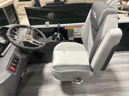 New 2026 Bennington 188 SL Pontoon Boat