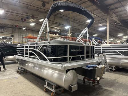 New 2026 Bennington 188 SL Pontoon Boat