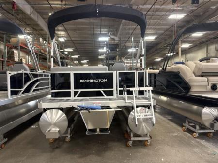 New 2026 Bennington 188 SL Pontoon Boat