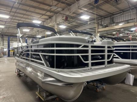 New 2026 Bennington 188 SL Pontoon Boat