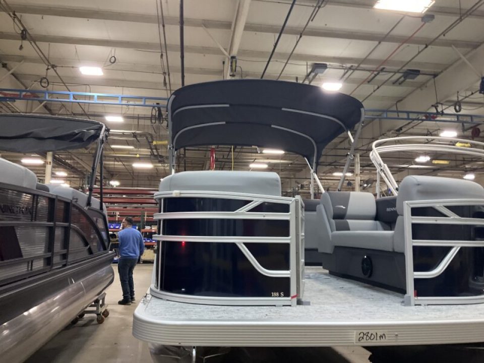 New 2026 Bennington 188 SL Pontoon Boat