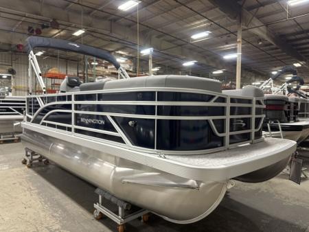 New 2026 Bennington 188 SL Pontoon Boat