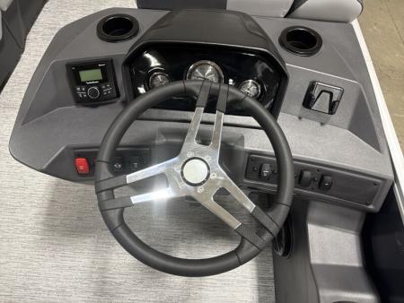 New 2026 Bennington 188 SL Pontoon Boat