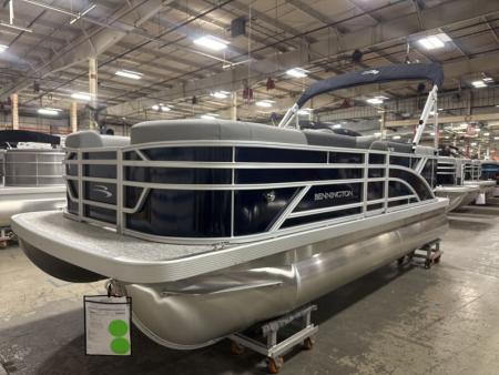 New 2026 Bennington 188 SL Pontoon Boat