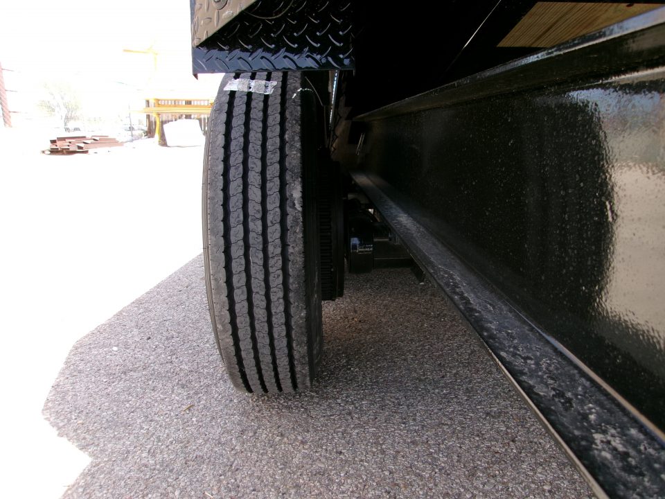 New 2026 Load Trail 83x22 Split Tilt w/ 8k axles
