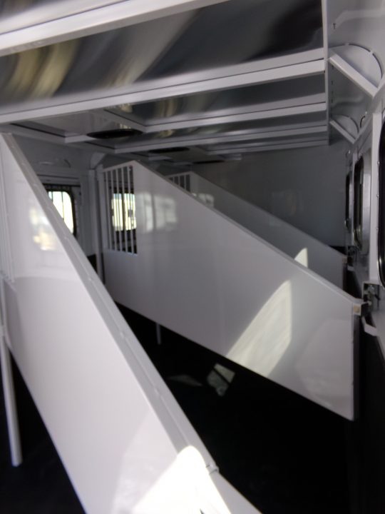 New 2027 Trails West Adventure MX 4 Horse Gooseneck Horse Trailer