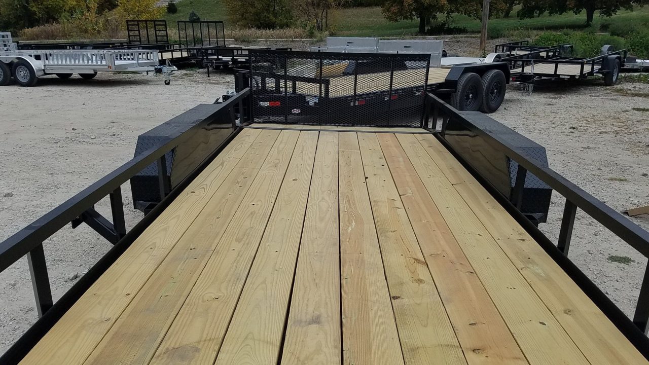 New 2026 MEB 77x16 W/ Ramp & Dovetail utility Trailer